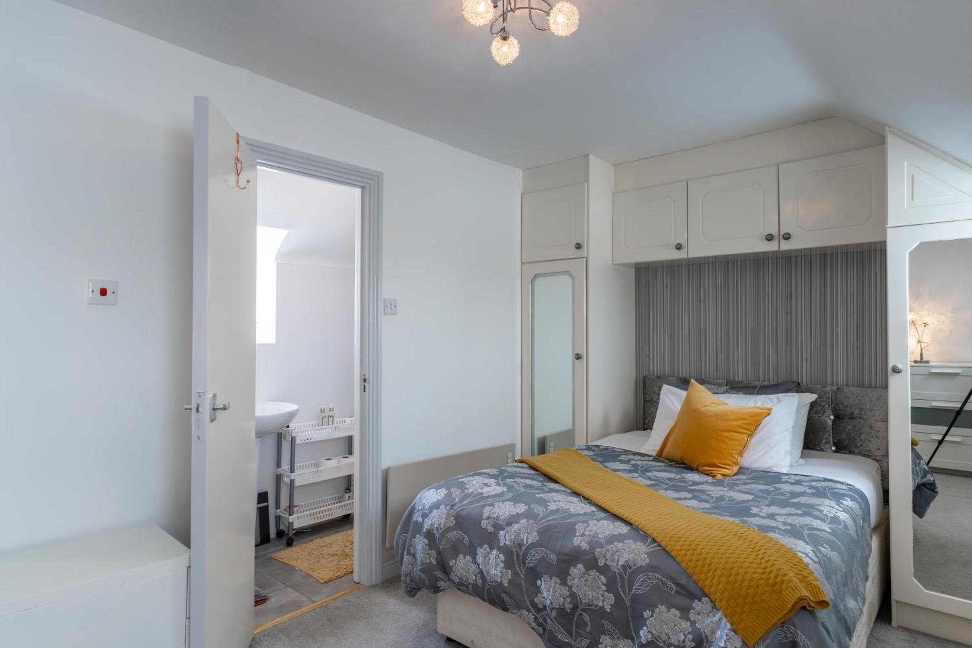 Three-Bedroom Home In Tulfarris Village, Wicklow 블레싱턴 외부 사진